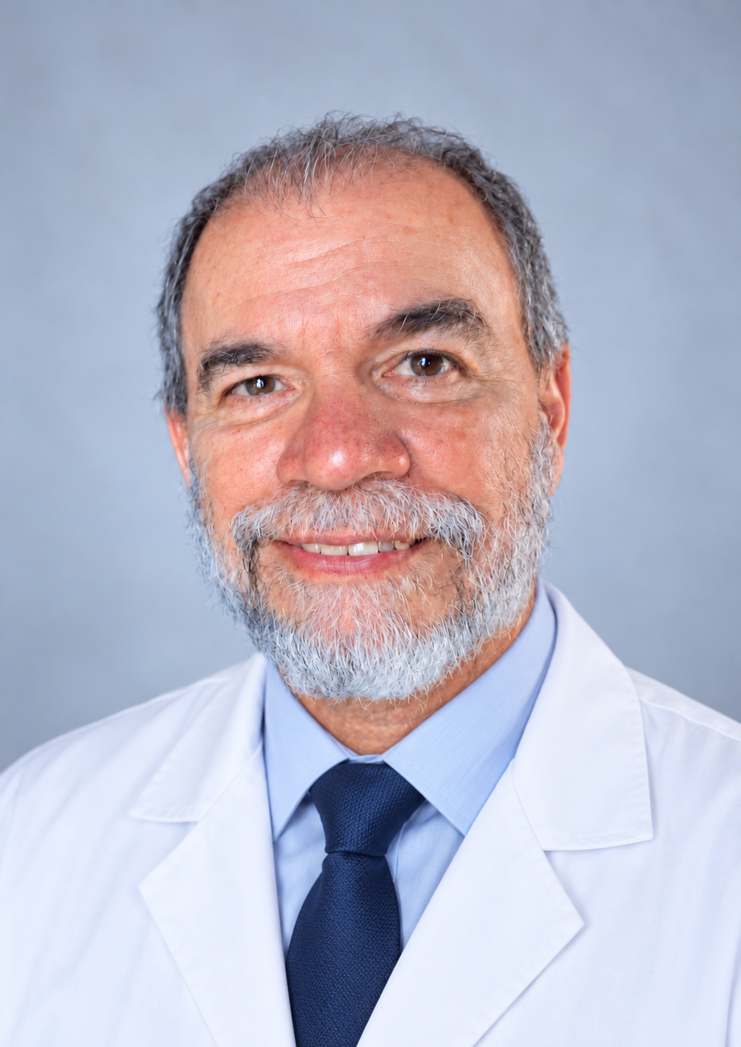 Dr. Gustavo Vieira Caetano
